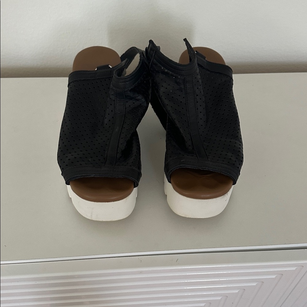 Ethem-Italian leather Black Perforated Open-Toe Wedge Sandals